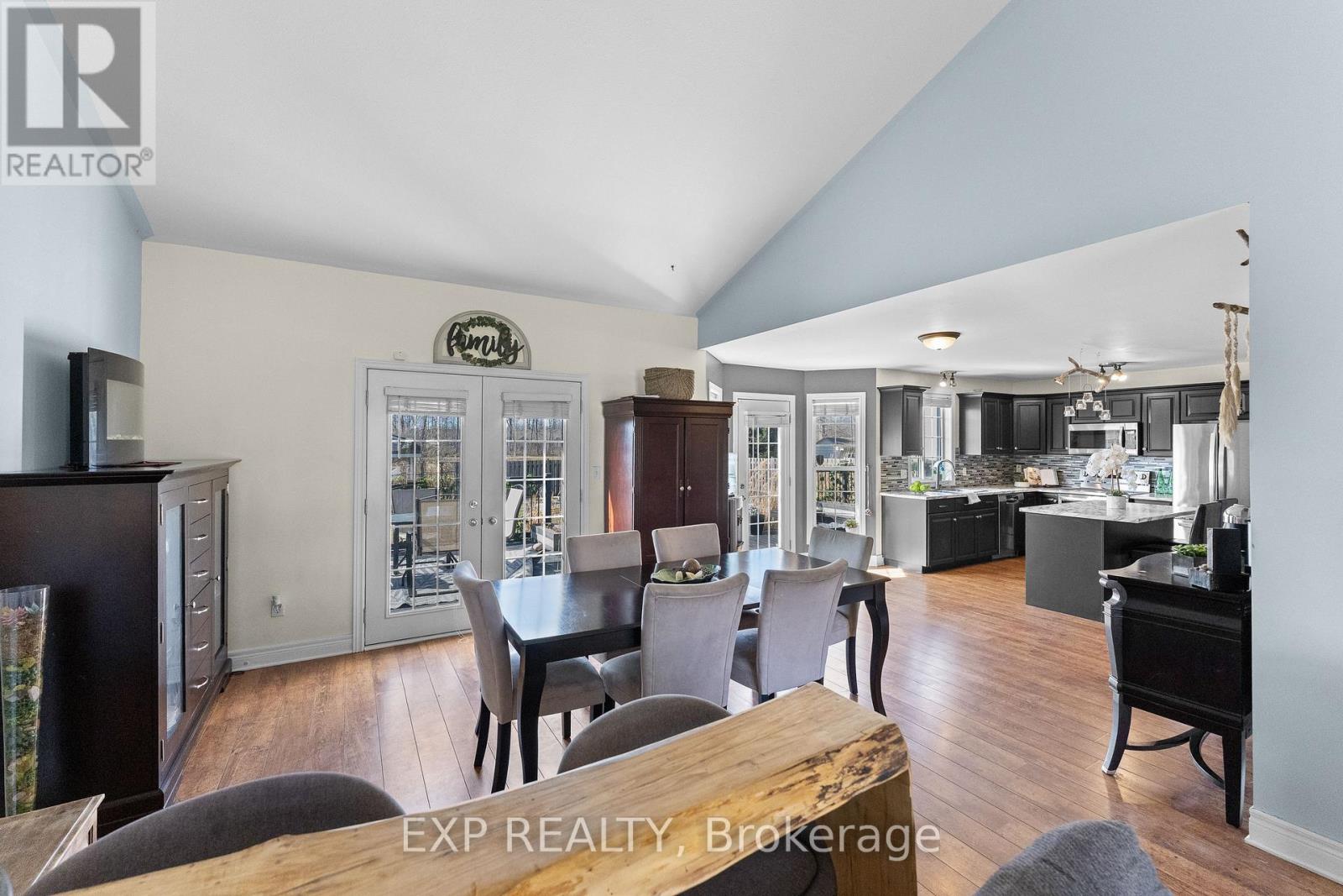 735 Nancy Road, Fort Erie (Lakeshore), Ontario  L2A 6P8 - Photo 11 - X12870476