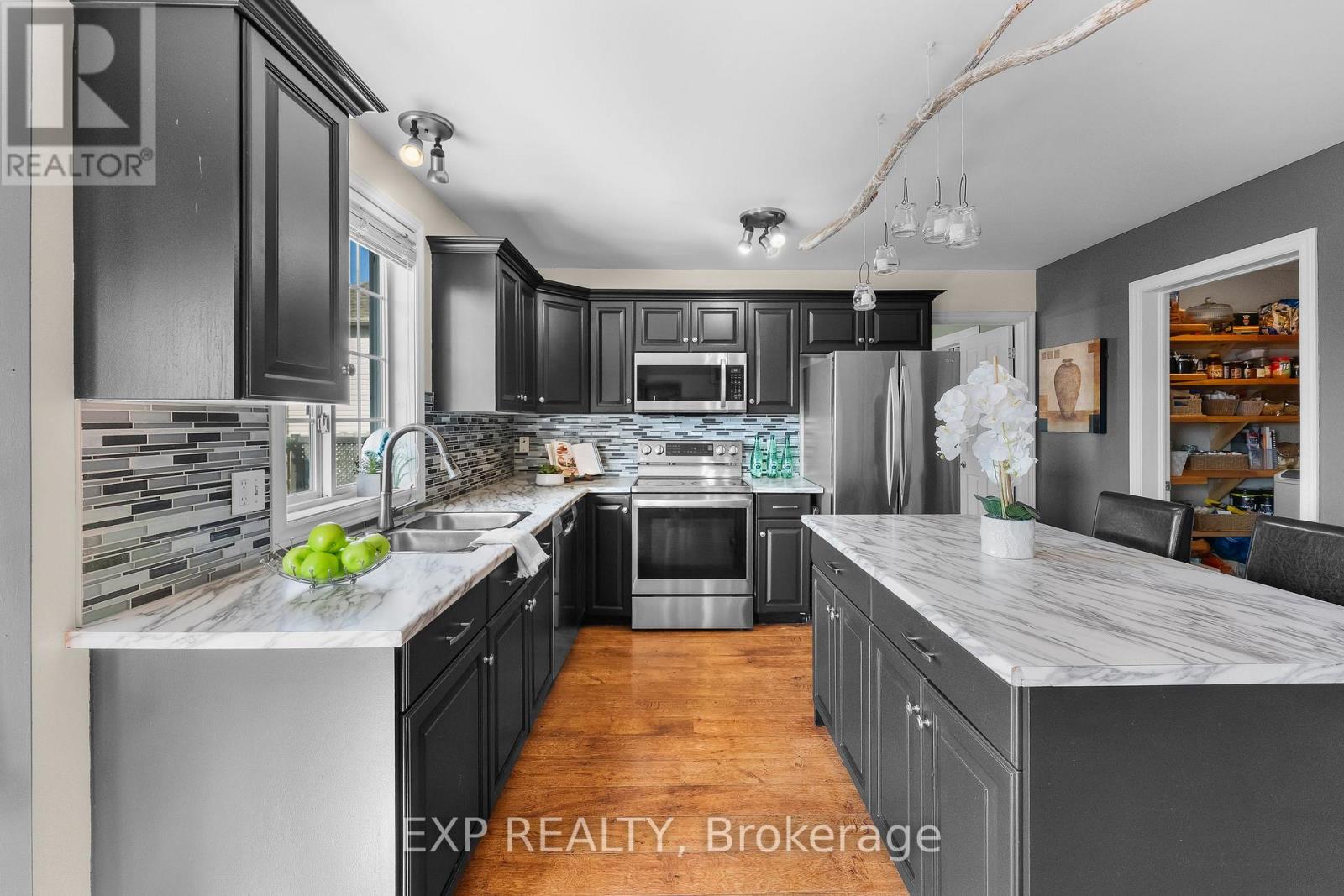 735 Nancy Road, Fort Erie (Lakeshore), Ontario  L2A 6P8 - Photo 16 - X12870476