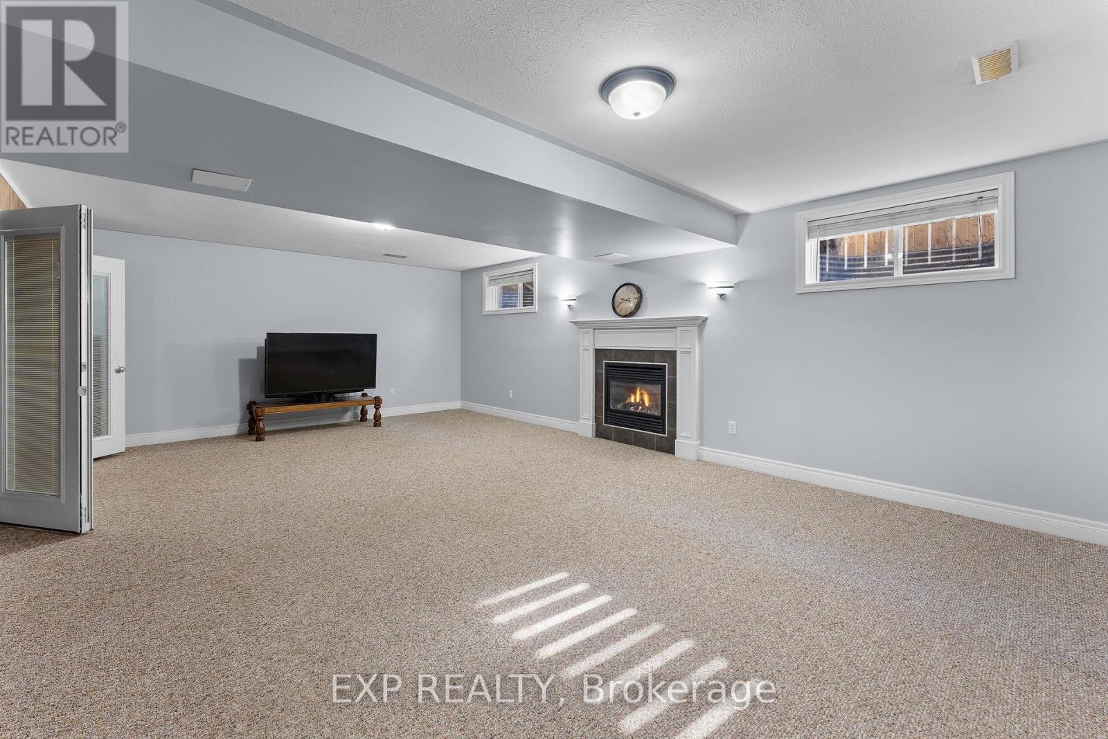 735 Nancy Road, Fort Erie (Lakeshore), Ontario  L2A 6P8 - Photo 33 - X12870476