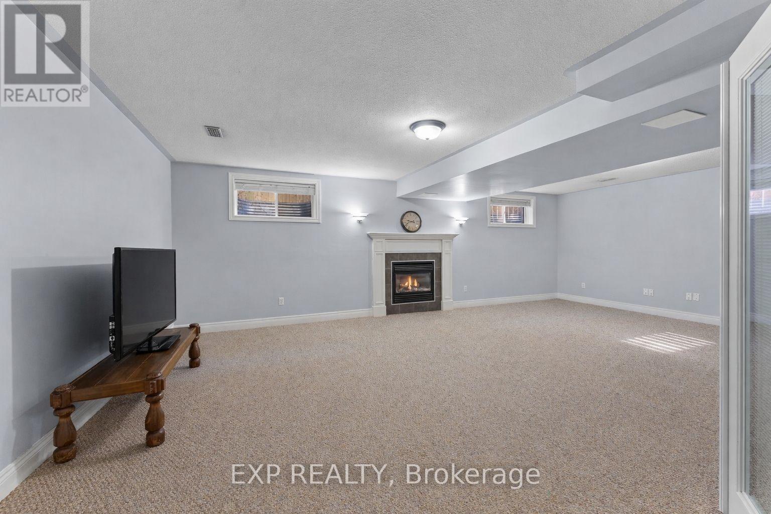 735 Nancy Road, Fort Erie (Lakeshore), Ontario  L2A 6P8 - Photo 34 - X12870476