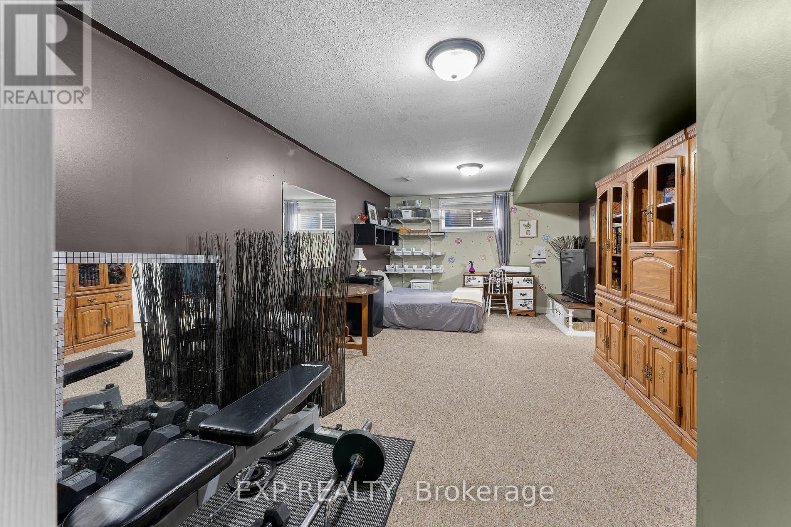 735 Nancy Road, Fort Erie (Lakeshore), Ontario  L2A 6P8 - Photo 36 - X12870476