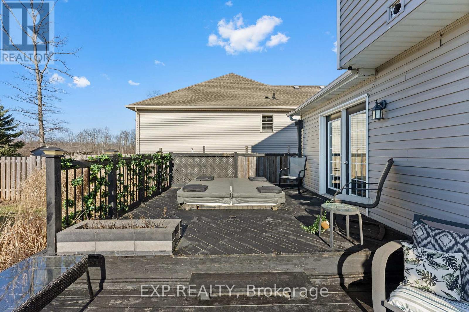 735 Nancy Road, Fort Erie (Lakeshore), Ontario  L2A 6P8 - Photo 40 - X12870476