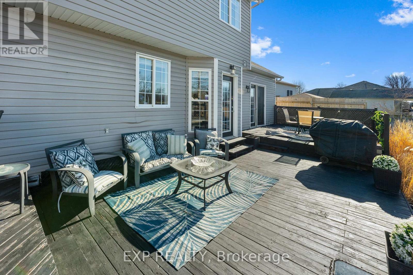 735 Nancy Road, Fort Erie (Lakeshore), Ontario  L2A 6P8 - Photo 42 - X12870476