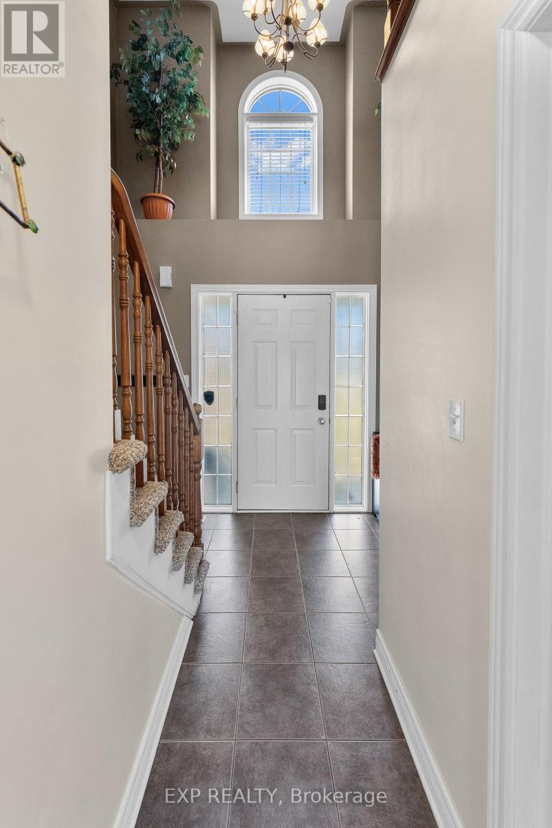 735 Nancy Road, Fort Erie (Lakeshore), Ontario  L2A 6P8 - Photo 6 - X12870476