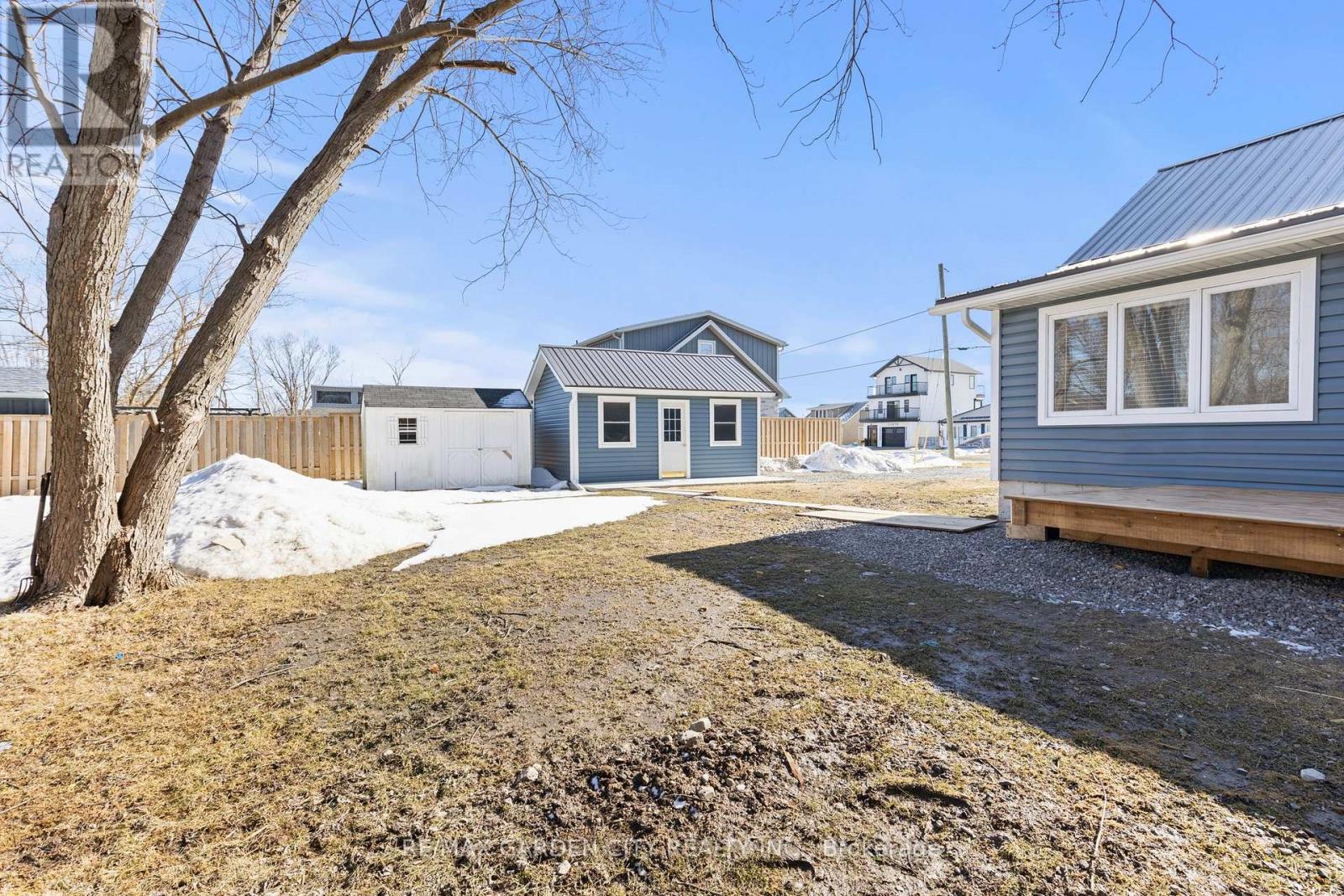 11582 Beach Road E, Wainfleet (Lakeshore), Ontario  L0S 1V0 - Photo 2 - X12870580