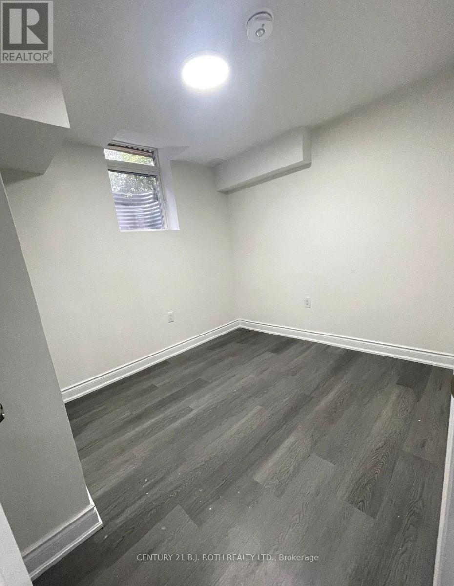 60 Sasco Way, Essa (Angus), Ontario  L0M 1B0 - Photo 12 - N12870508