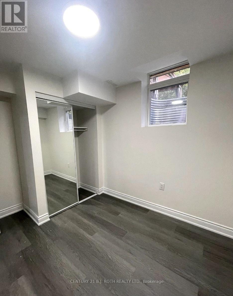 60 Sasco Way, Essa (Angus), Ontario  L0M 1B0 - Photo 13 - N12870508