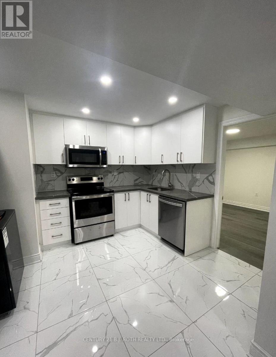 60 Sasco Way, Essa (Angus), Ontario  L0M 1B0 - Photo 8 - N12870508