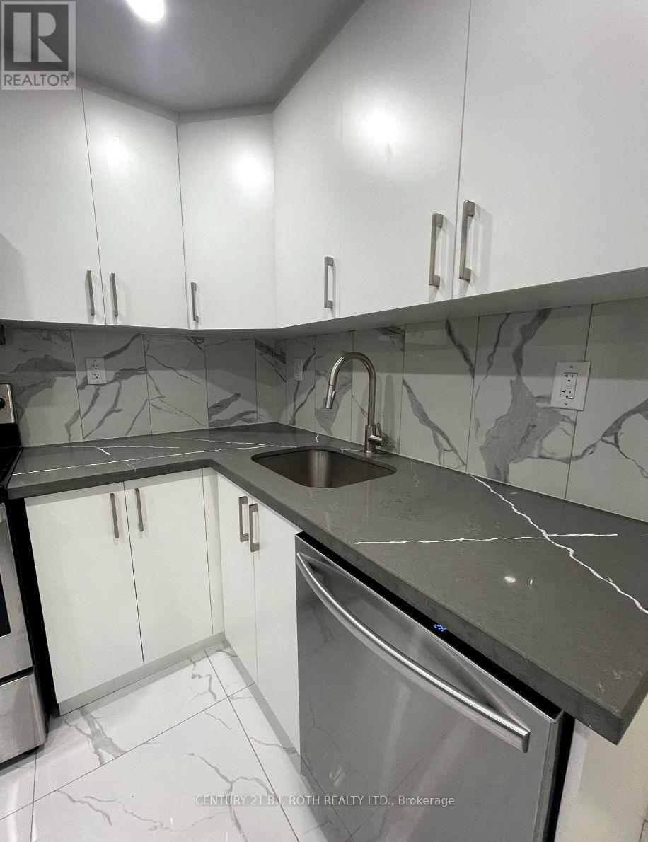 60 Sasco Way, Essa (Angus), Ontario  L0M 1B0 - Photo 9 - N12870508