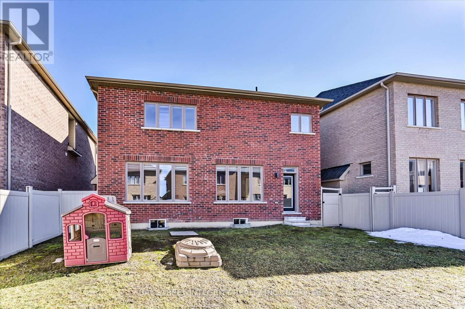 6 Red Rose Lane, East Gwillimbury (Holland Landing), Ontario  L9N 0V1 - Photo 48 - N12870546