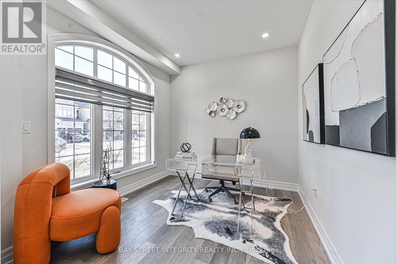 6 Red Rose Lane, East Gwillimbury (Holland Landing), Ontario  L9N 0V1 - Photo 7 - N12870546