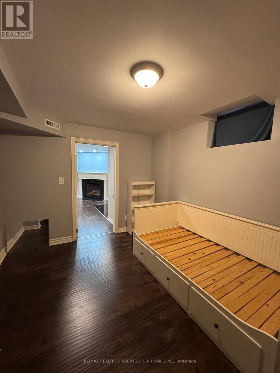 Basement - 493 Worth Boulevard, Vaughan (Beverley Glen), Ontario  L4J 8A9 - Photo 15 - N12870552