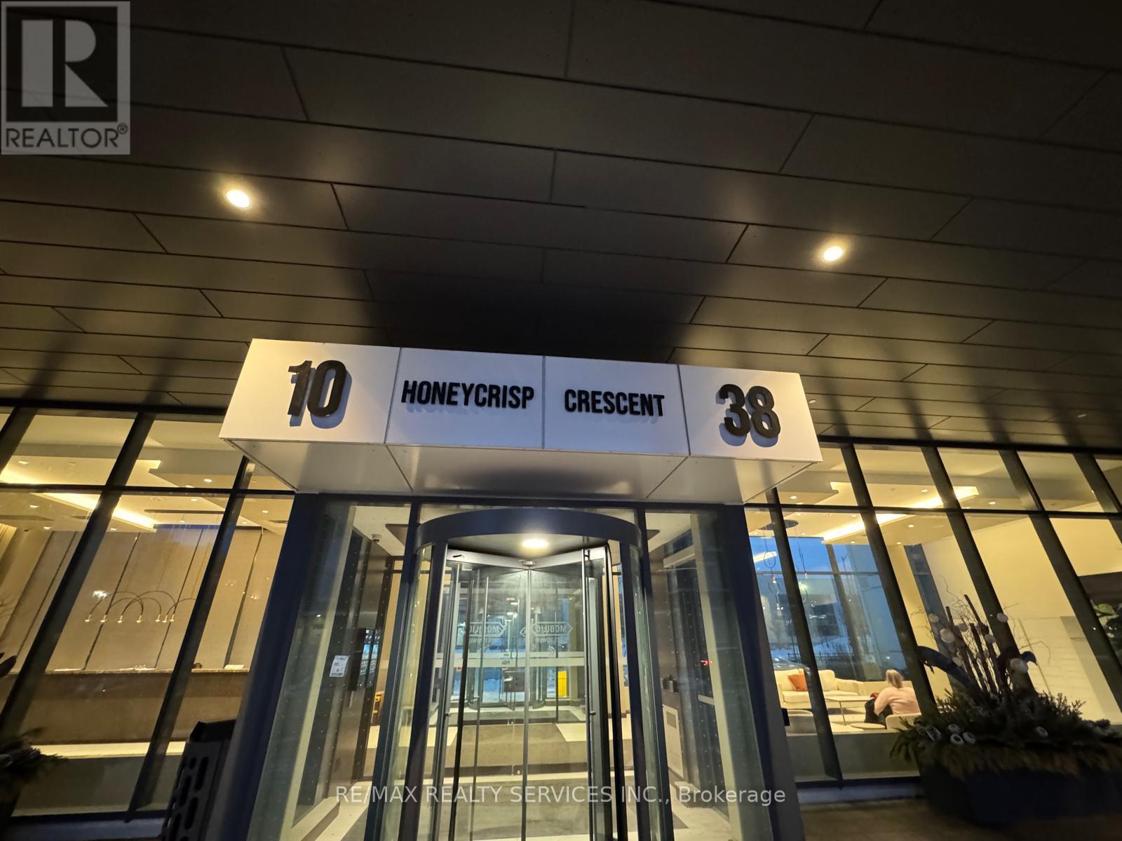 1912 - 38 HONEYCRISP CRESCENT, Vaughan, Ontario