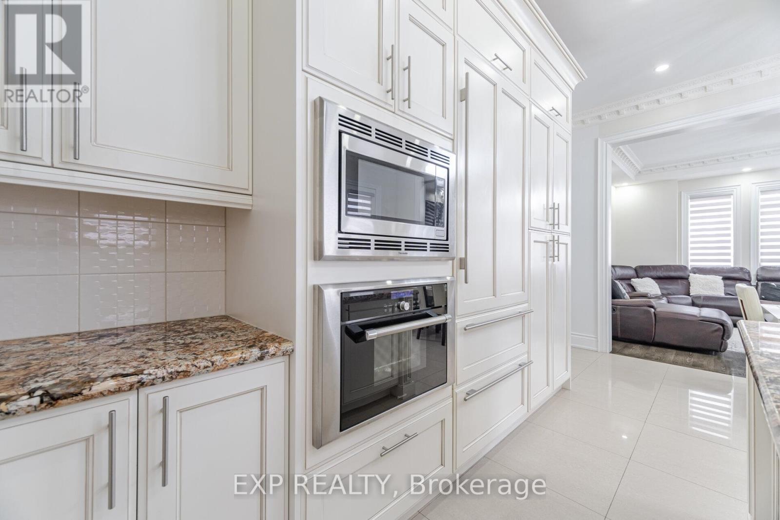 190 Torrey Pines Road, Vaughan (Kleinburg), Ontario  L4H 3N5 - Photo 13 - N12870576