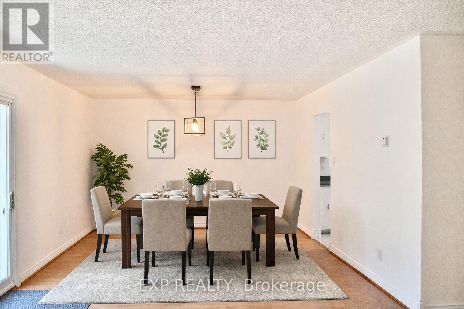 UPPER - 12 KING'S COURT, orillia, Ontario