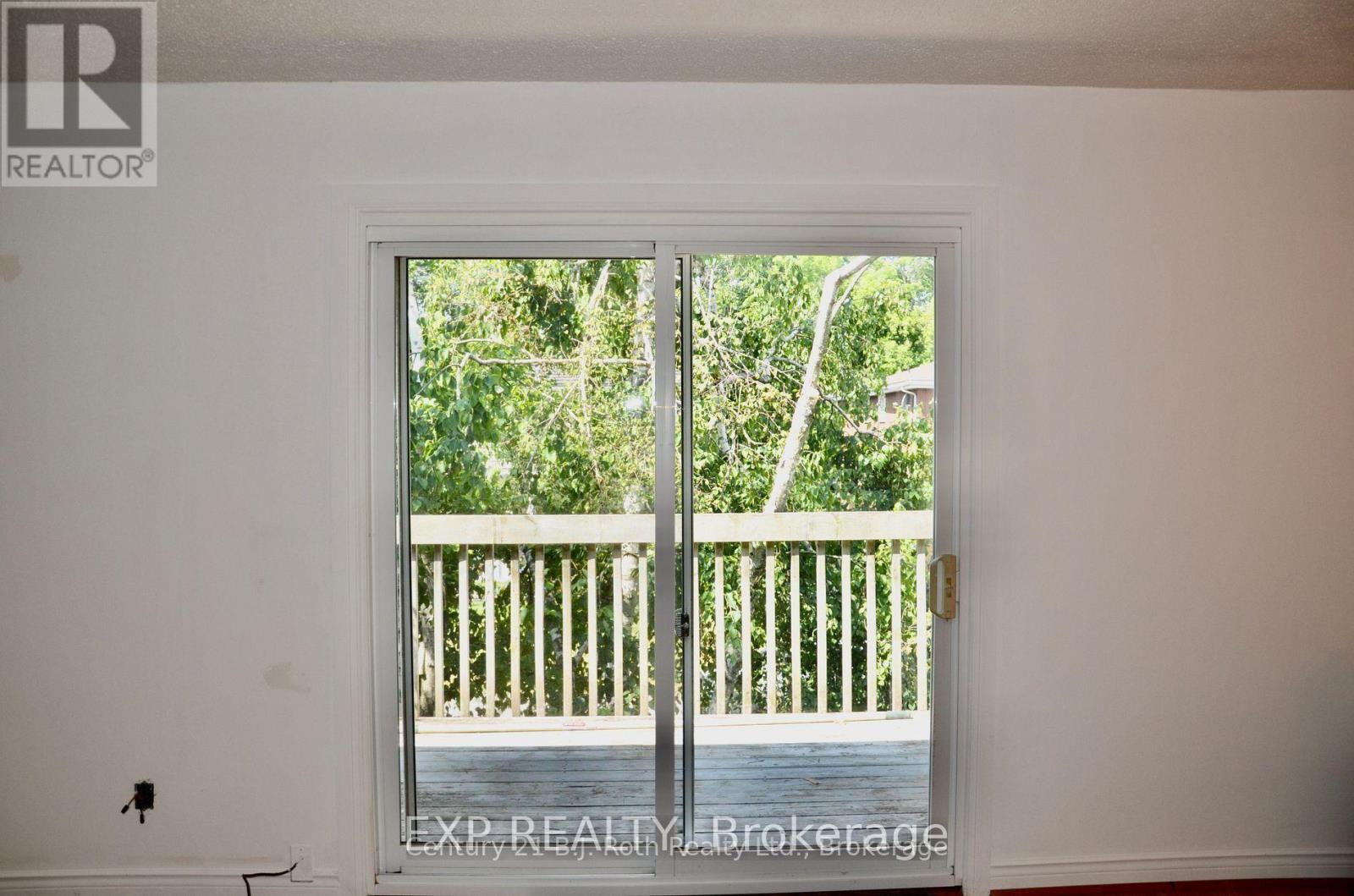 Upper - 12 King's Court, Orillia, Ontario  L3V 6S4 - Photo 7 - S12870668