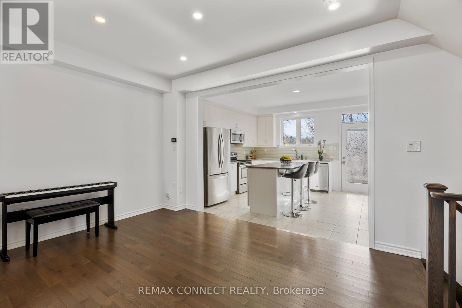 56 Heron Park Place, Toronto, Ontario  M1E 0B8 - Photo 13 - E12862242