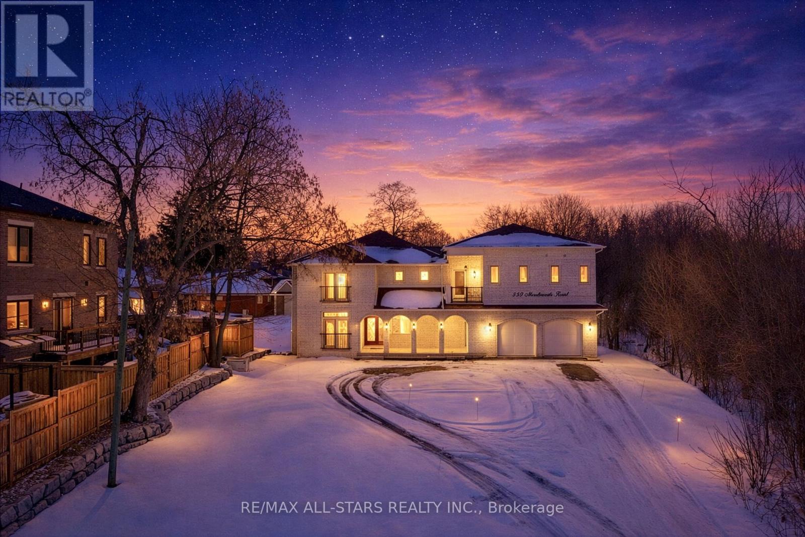 <div class="slider-price">$1,999,000</div><p>559 Meadowvale Road, Toronto, Ontario</p>