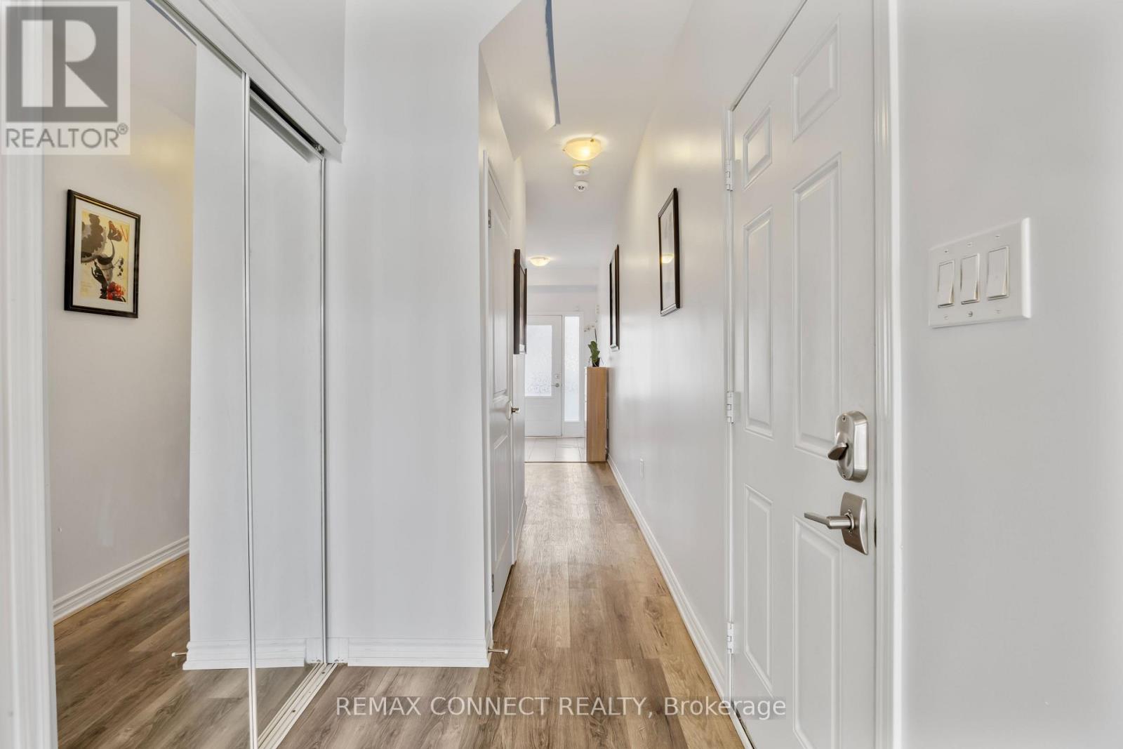 56 Heron Park Place, Toronto, Ontario  M1E 0B8 - Photo 4 - E12862242