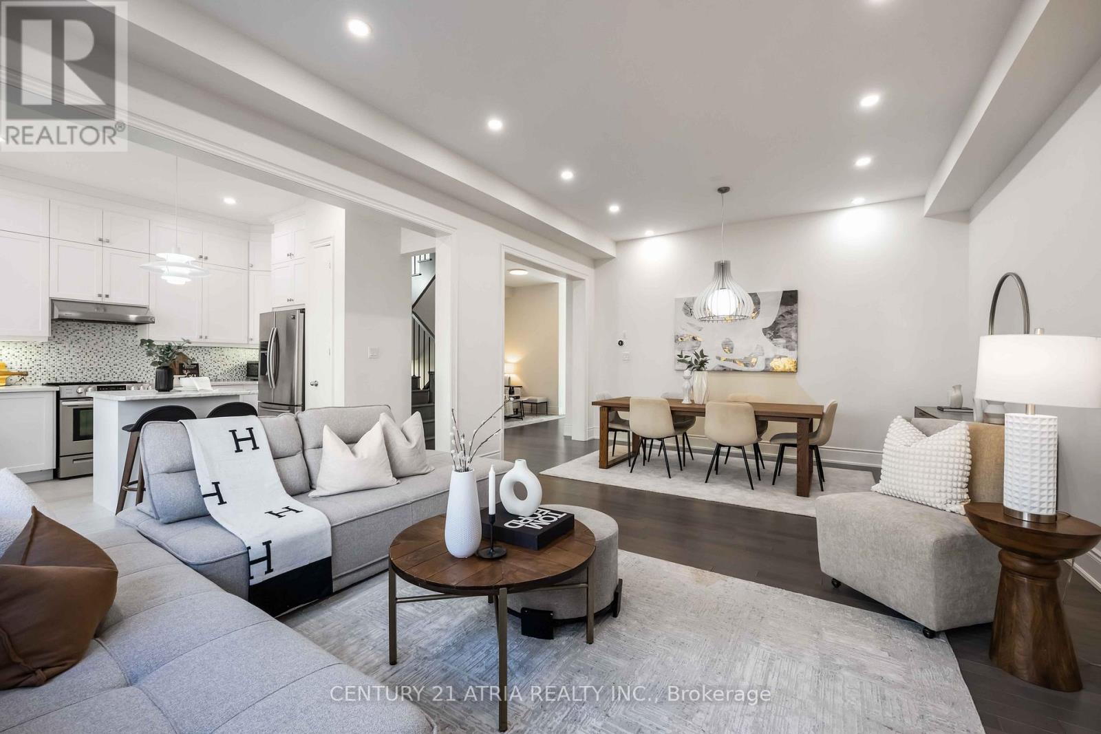 109 Vantage Loop, Newmarket (Woodland Hill), Ontario  L3X 0K8 - Photo 18 - N12870076