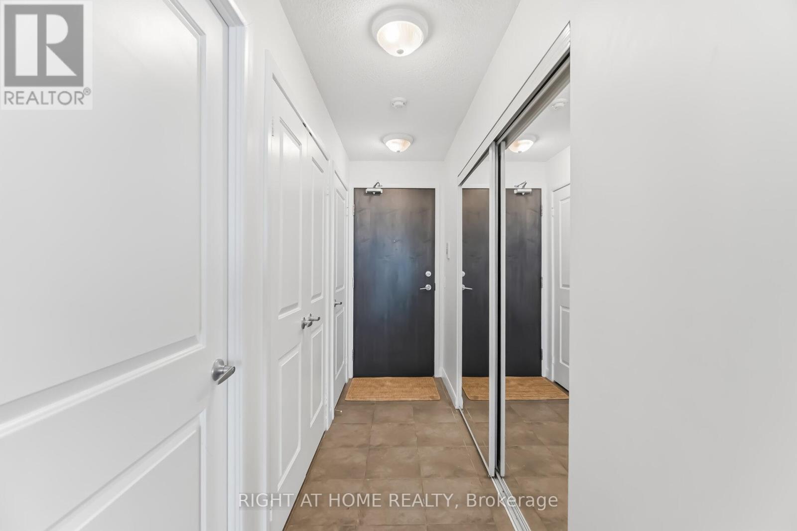 1901 - 235 Sherway Gardens, Toronto, Ontario  M9C 0A2 - Photo 11 - W12869174