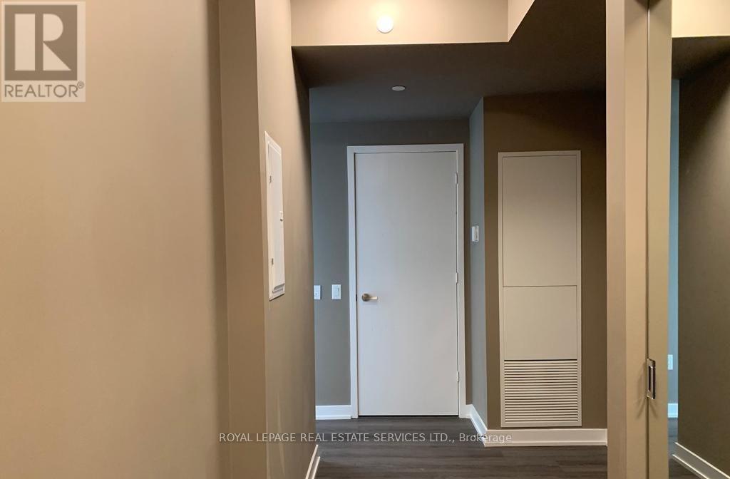 901 - 3883 Quartz Road, Mississauga, Ontario  L5B 0M4 - Photo 3 - W12870380