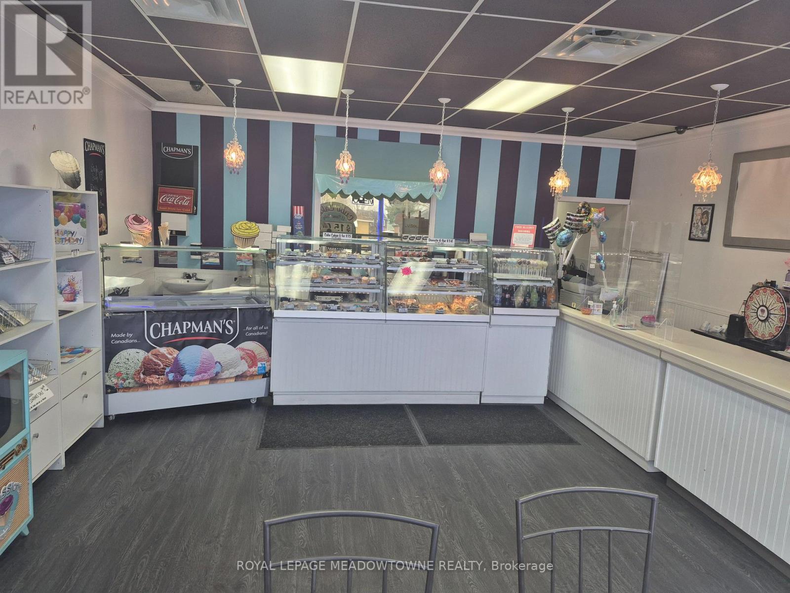 33 Mcmurchy Avenue N, Brampton, Ontario  L6X 1X4 - Photo 3 - W12870384