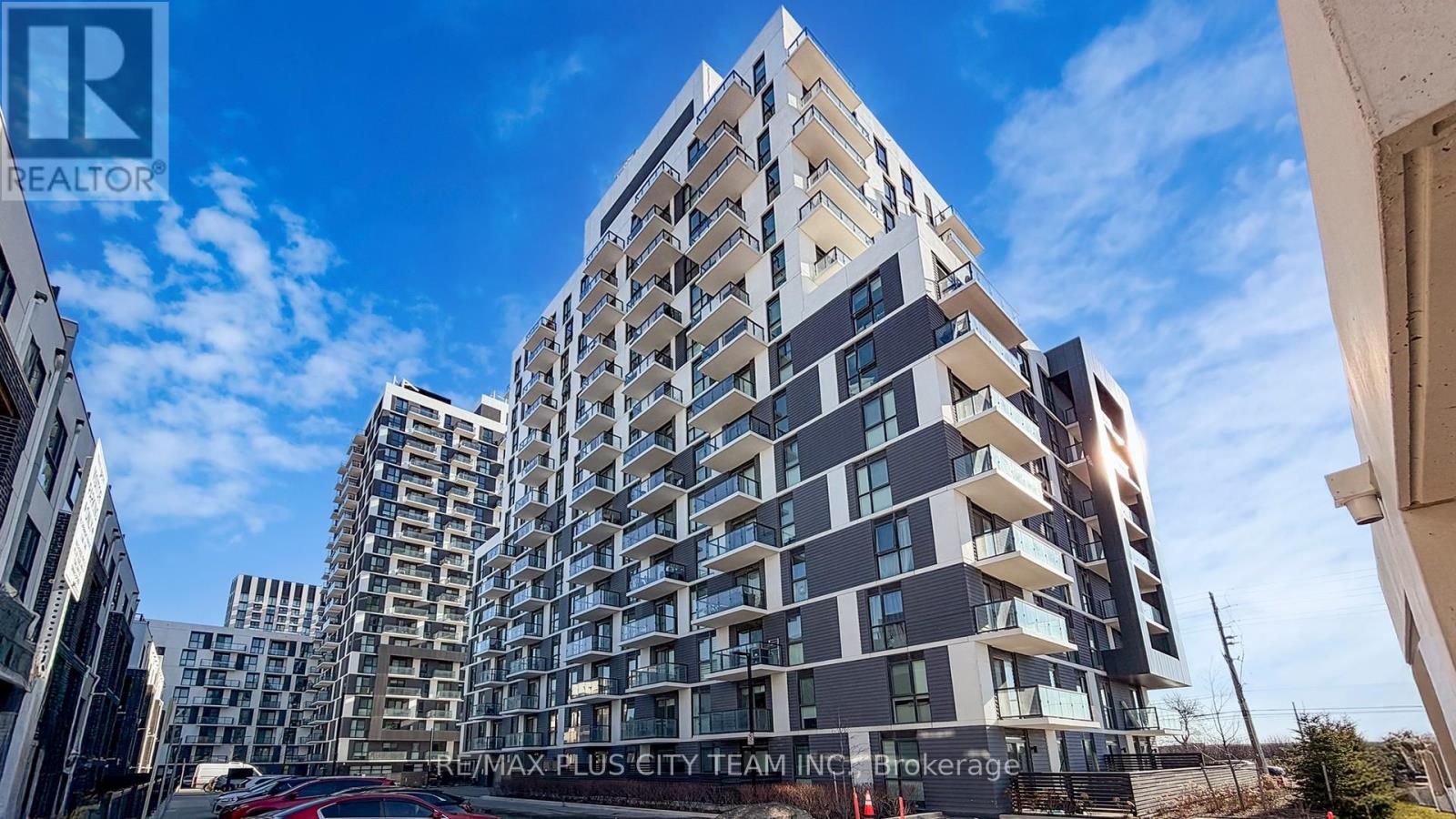 1001 - 345 WHEAT BOOM DRIVE, Oakville, Ontario