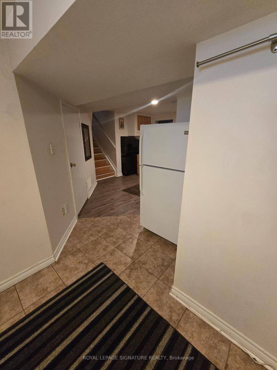 Bsmt - 285 Fiona Terrace, Mississauga (Mississauga Valleys), Ontario  L5A 3E5 - Photo 8 - W12870418