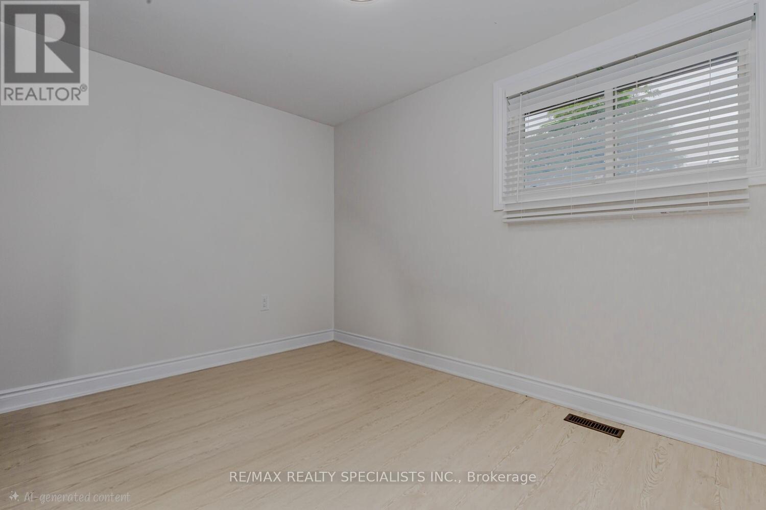 39 Seaborn Road, Brampton, Ontario  L6V 2B8 - Photo 8 - W12870464