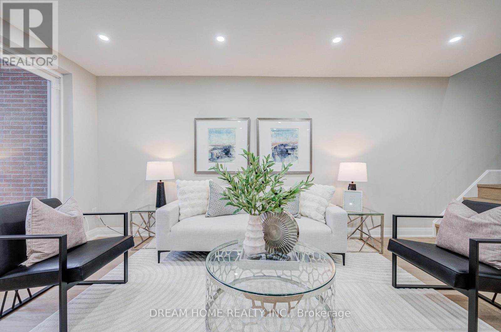 163 - 1395 Williamsport Drive, Mississauga (Applewood), Ontario  L4X 2T4 - Photo 10 - W12870596