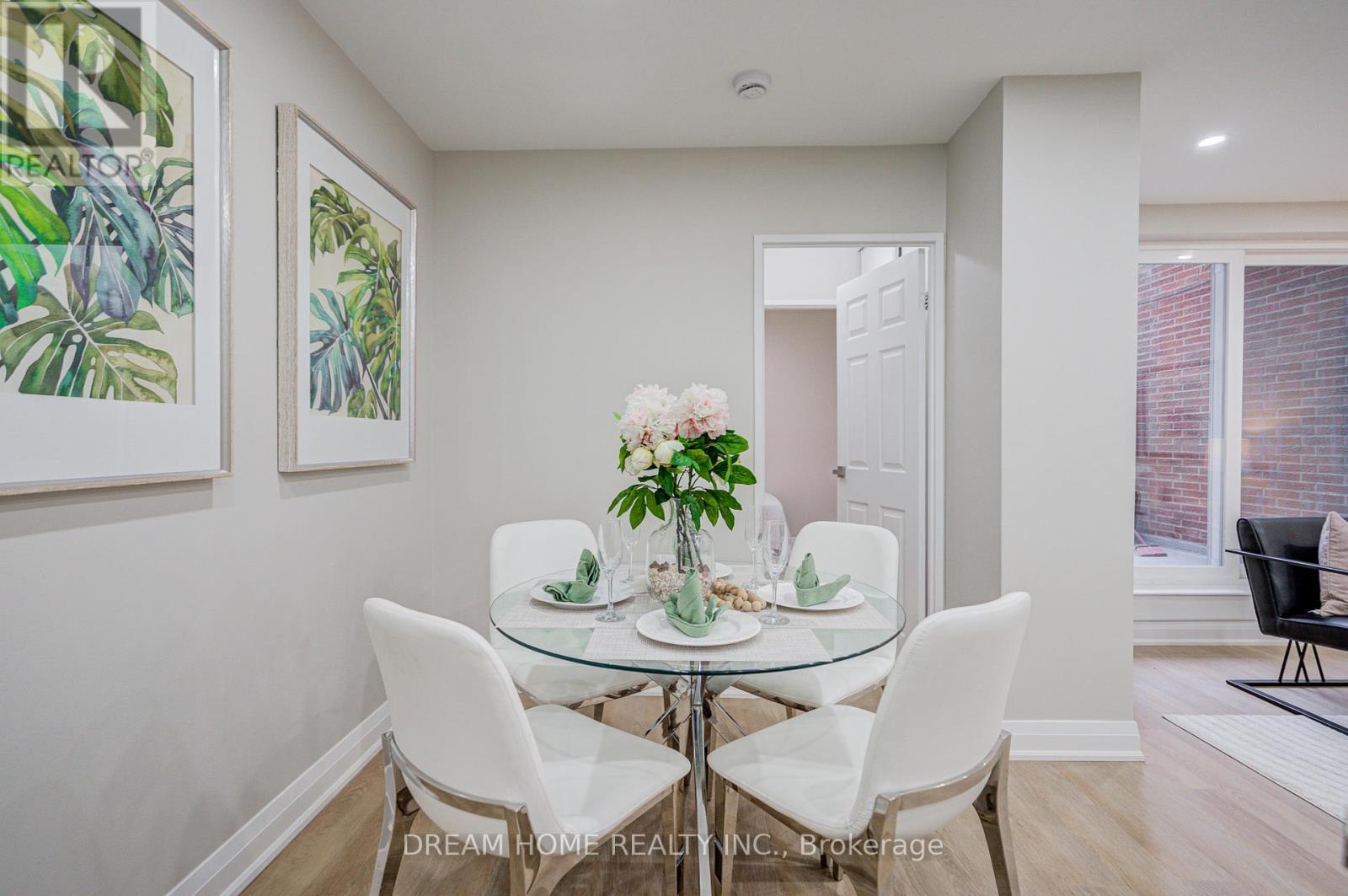 163 - 1395 Williamsport Drive, Mississauga (Applewood), Ontario  L4X 2T4 - Photo 17 - W12870596