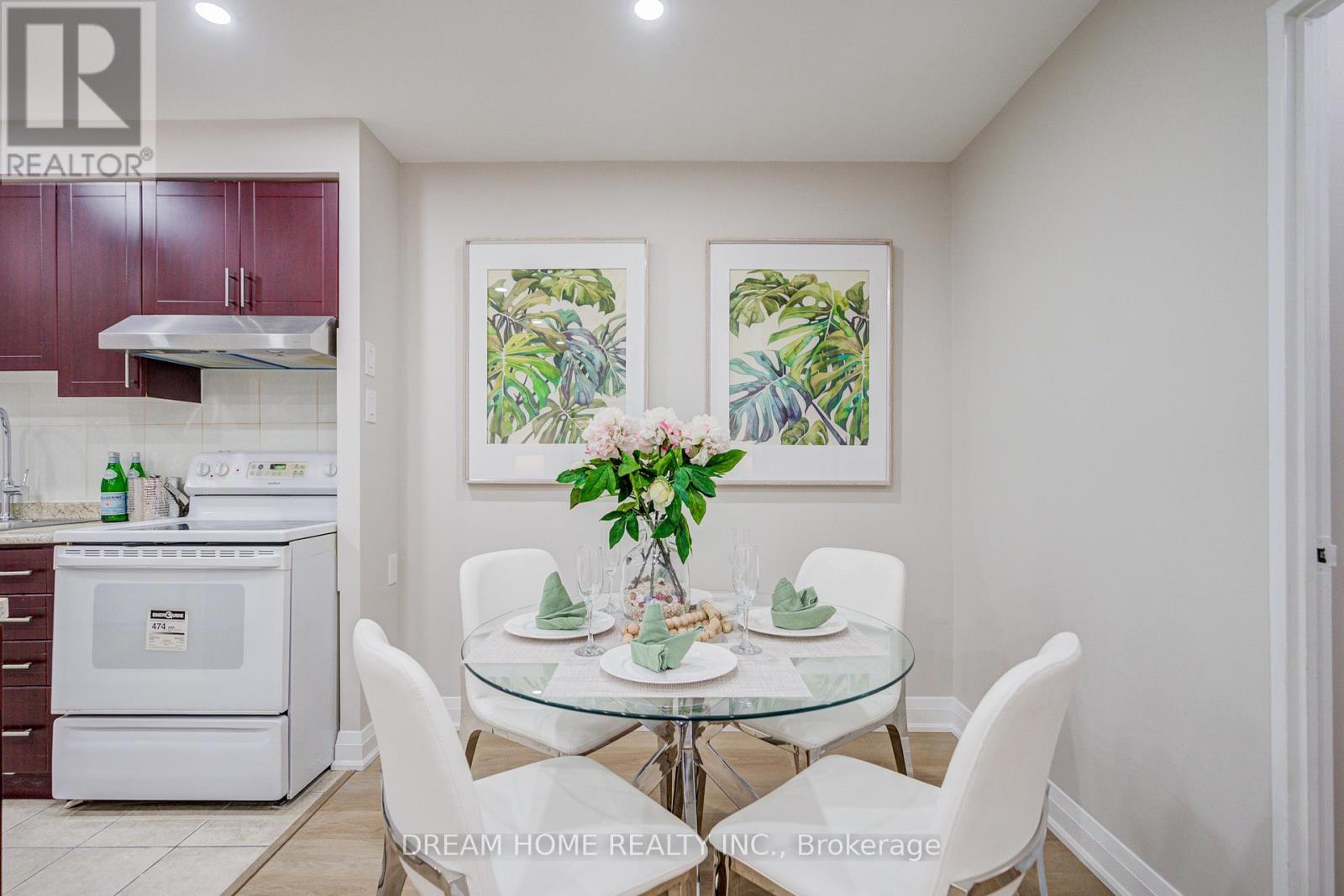 163 - 1395 Williamsport Drive, Mississauga (Applewood), Ontario  L4X 2T4 - Photo 18 - W12870596