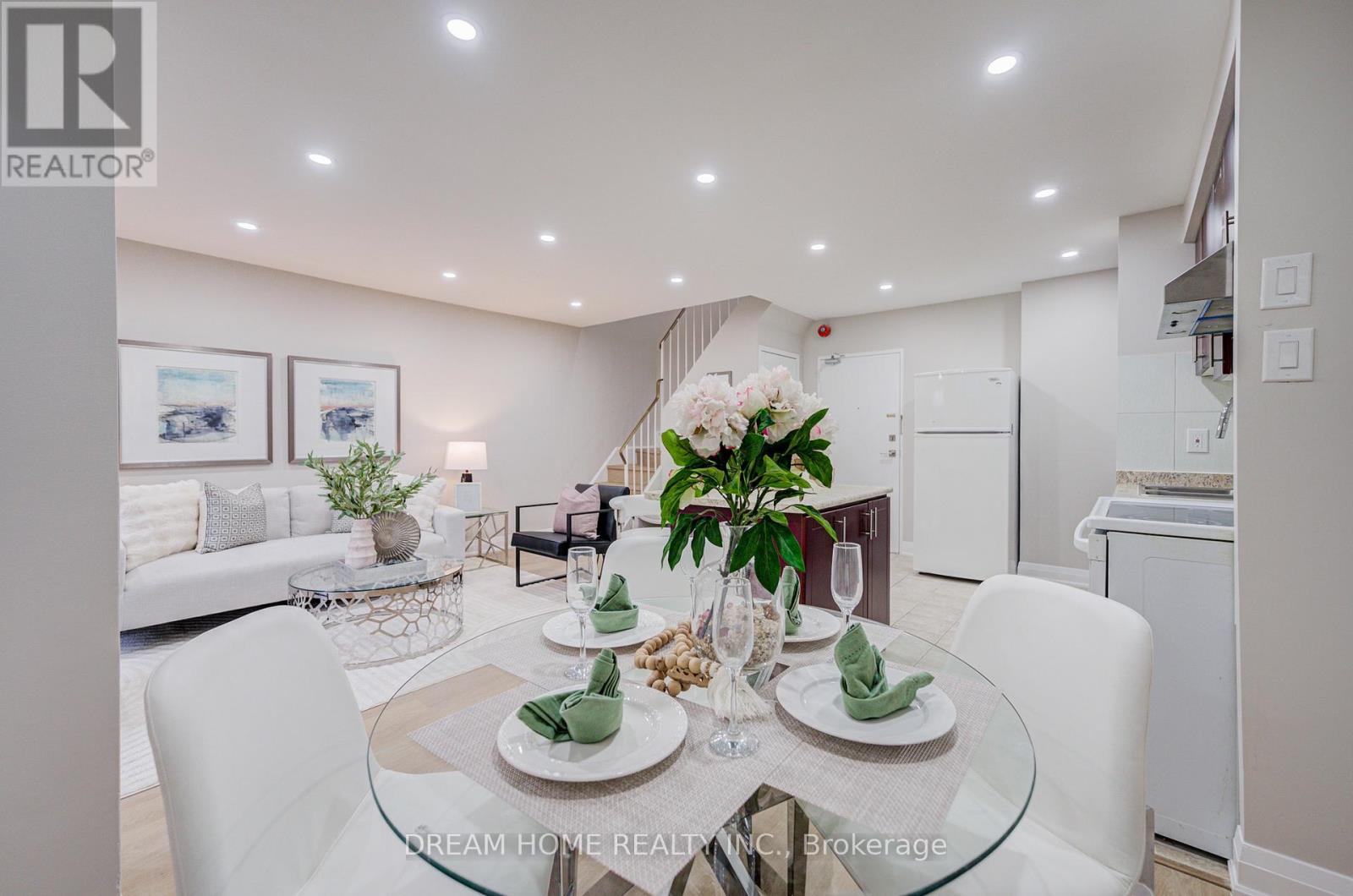 163 - 1395 Williamsport Drive, Mississauga (Applewood), Ontario  L4X 2T4 - Photo 19 - W12870596