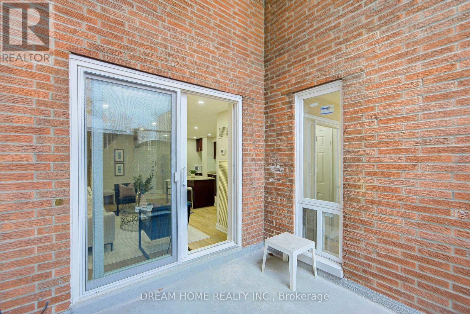 163 - 1395 Williamsport Drive, Mississauga (Applewood), Ontario  L4X 2T4 - Photo 27 - W12870596