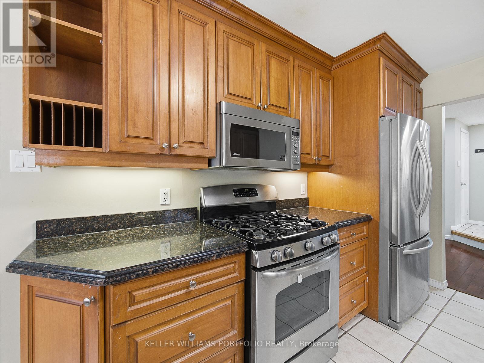 Upper - 3067 Ilomar Court, Mississauga (Meadowvale), Ontario  L5N 5B5 - Photo 23 - W12870614