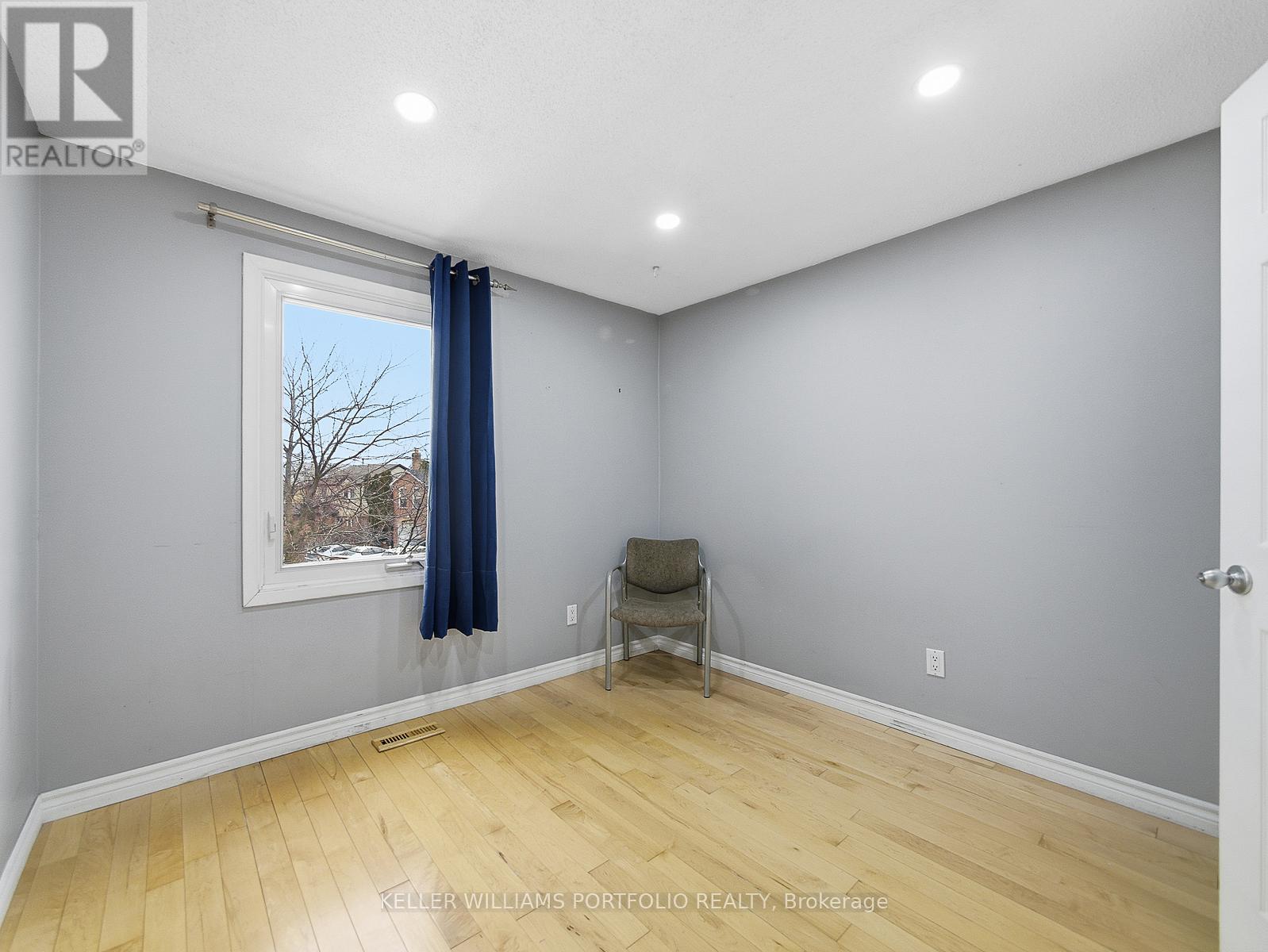 Upper - 3067 Ilomar Court, Mississauga (Meadowvale), Ontario  L5N 5B5 - Photo 36 - W12870614