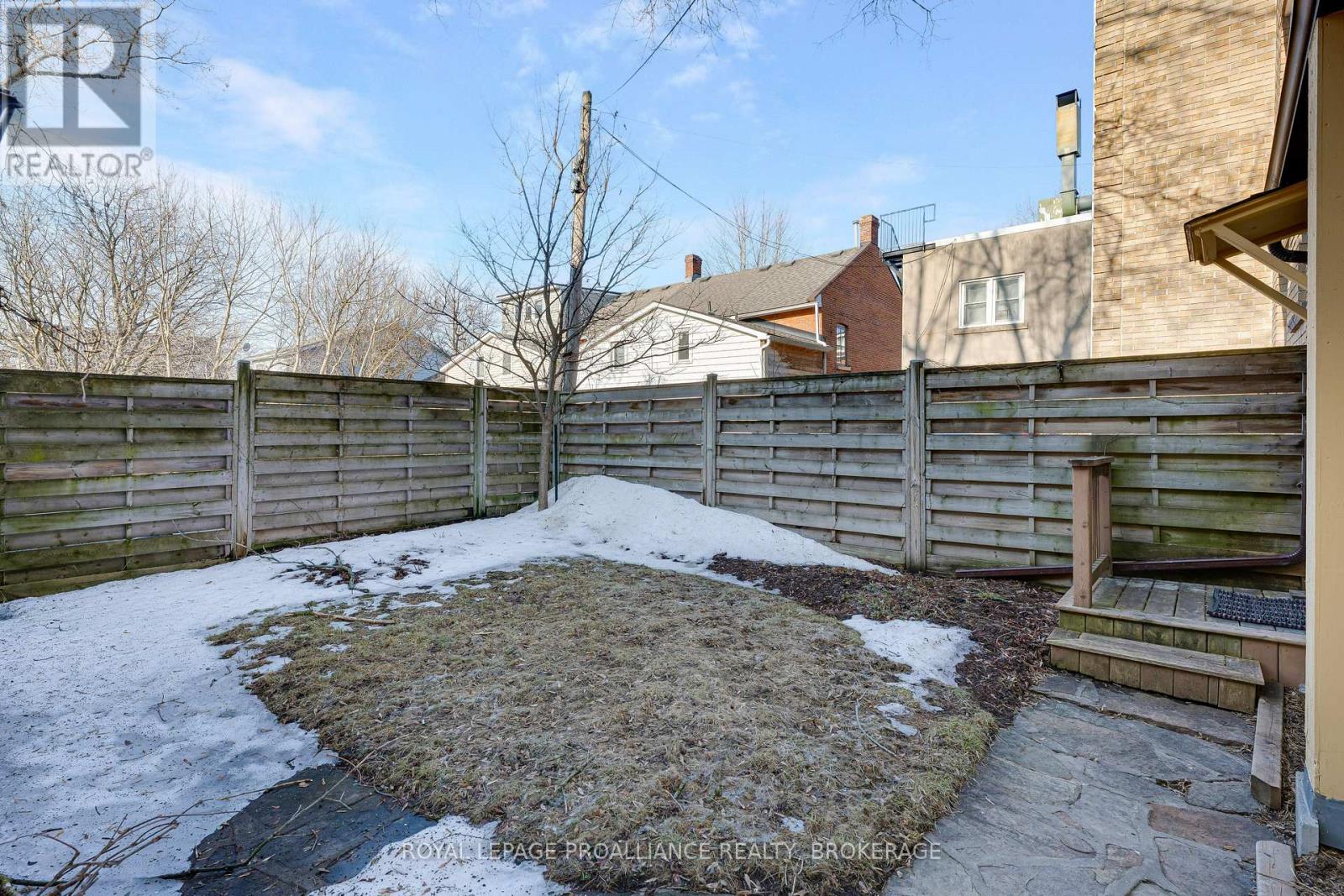 94 William Street, Kingston (Central City East), Ontario  K7L 2C5 - Photo 27 - X12870570