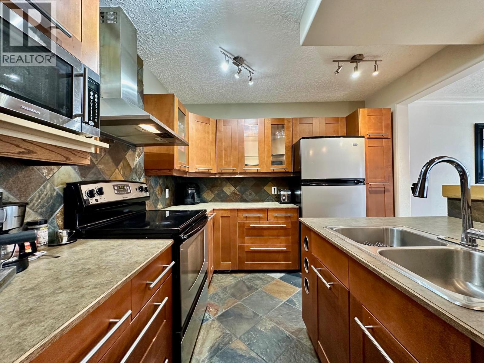 1171 Main Street, Smithers, British Columbia  V0J 2N0 - Photo 25 - C8076906