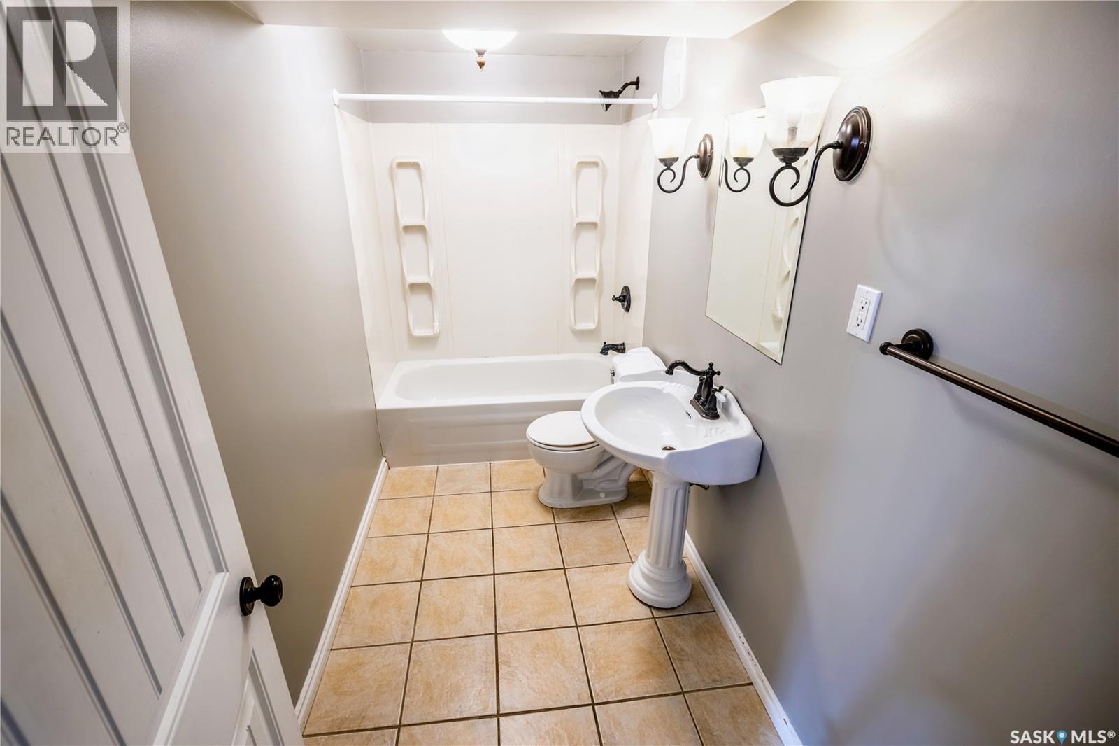 1138 Bogue Avenue, Moose Jaw, Saskatchewan  S6H 4M5 - Photo 23 - SK029970