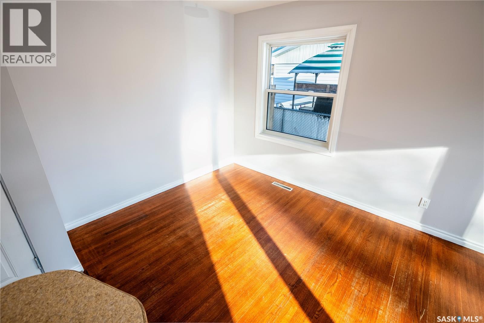 1138 Bogue Avenue, Moose Jaw, Saskatchewan  S6H 4M5 - Photo 7 - SK029970