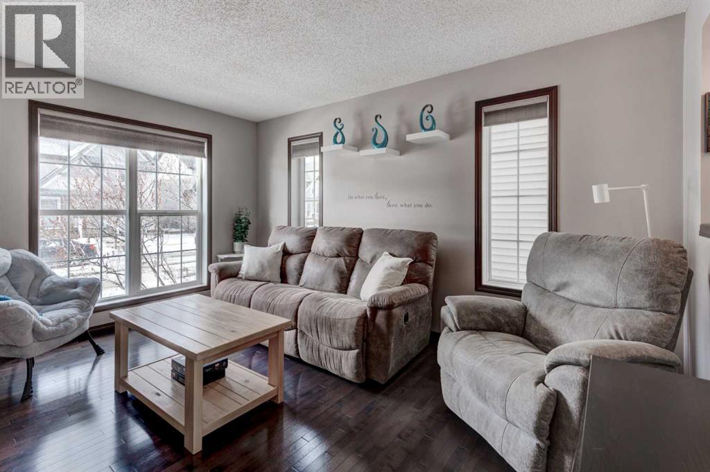 58 Elgin Meadows Gardens Se, Calgary, Alberta  T2Z 0M2 - Photo 3 - A2291881