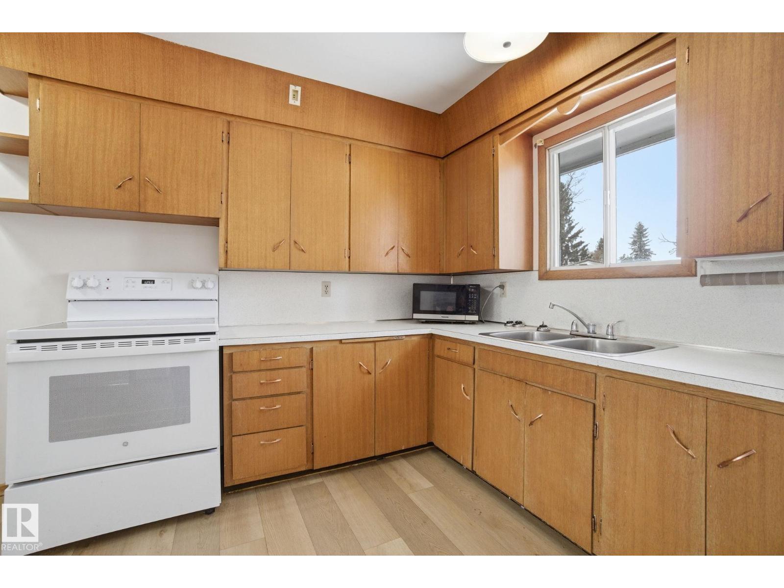 5110 57ave, Leduc, Alberta  T9E 5S2 - Photo 12 - E4476846