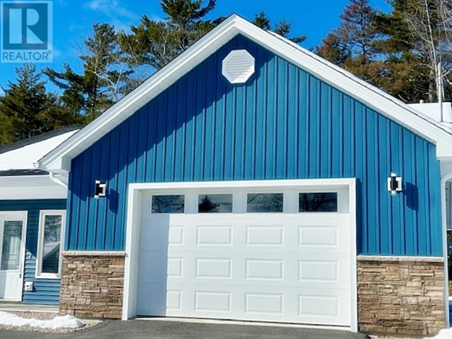 144 Winburn Avenue, Northwood Estates, Bridgewater, Nova Scotia  B4V 3S9 - Photo 2 - 202528859