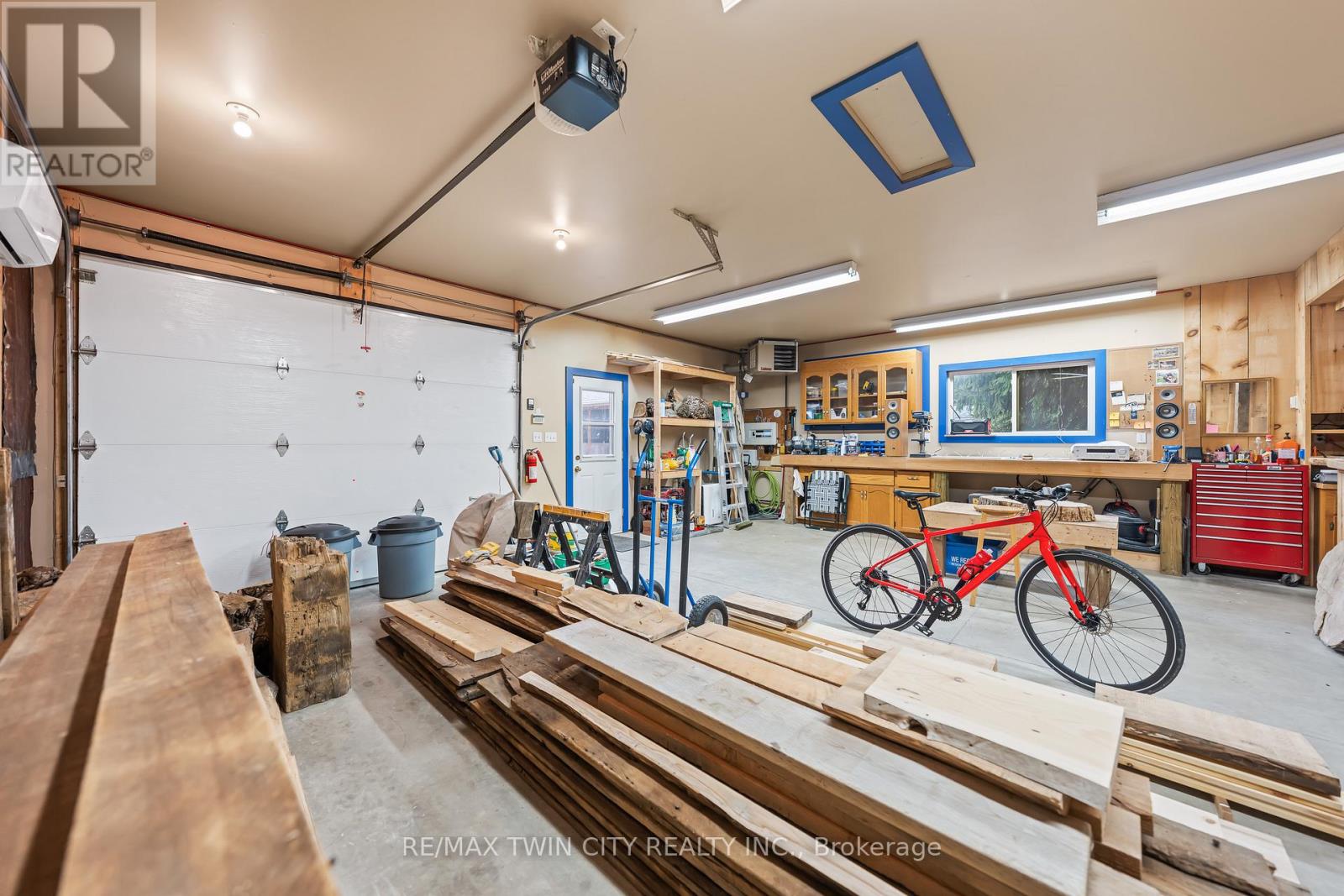 1297 Queens Bush Road, Wellesley, Ontario  N0B 2T0 - Photo 36 - X12870470