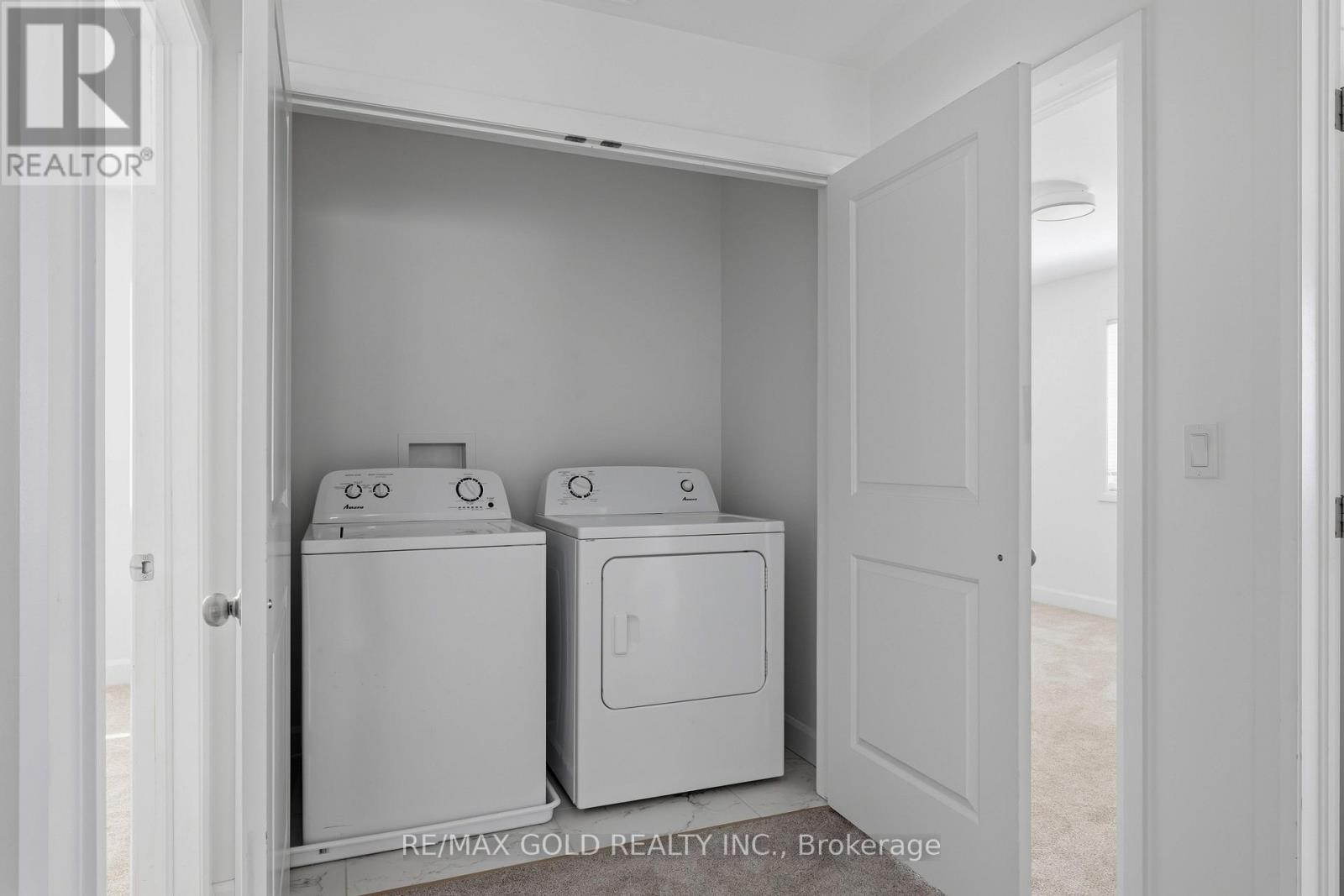 33 Walden Pond Drive, Loyalist (Amherstview), Ontario  K7N 0E7 - Photo 25 - X12870510