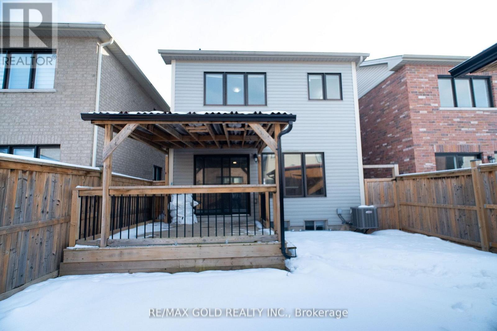 7702 Buckeye Crescent, Niagara Falls (Brown), Ontario  L2H 0P2 - Photo 29 - X12870590