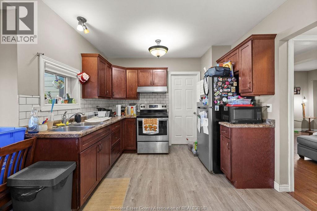 1146 Howard Avenue, Windsor, Ontario  N9A 1S7 - Photo 6 - 26005109