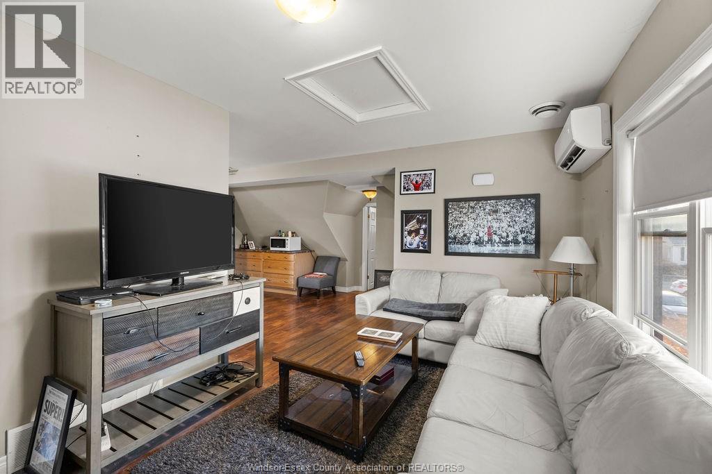 1146 Howard Avenue, Windsor, Ontario  N9A 1S7 - Photo 14 - 26005108