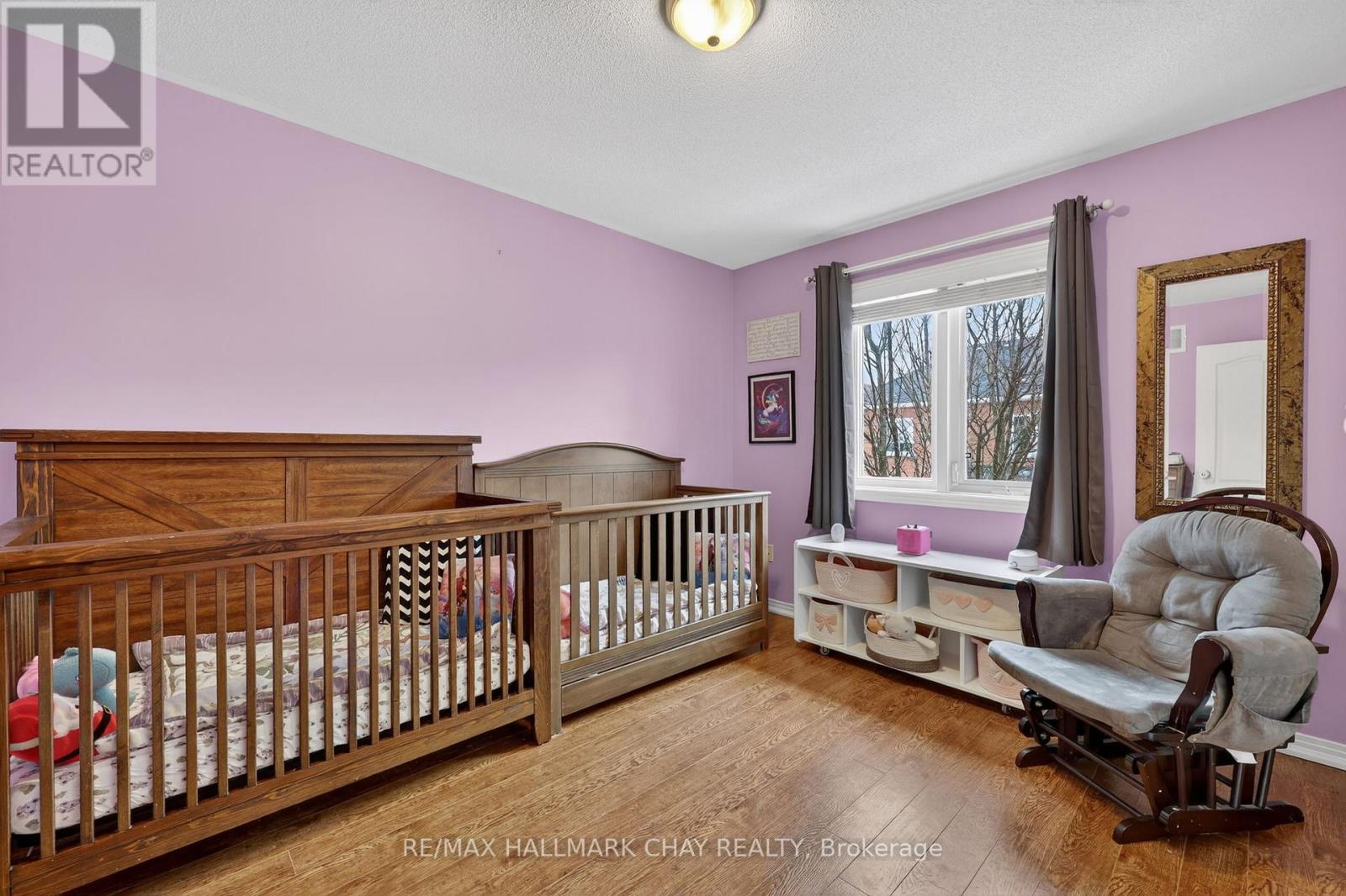 83 Beare Trail, Newmarket, Ontario  L3X 3B3 - Photo 18 - N12868088